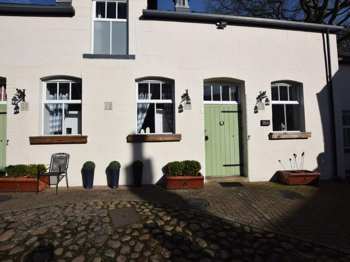 2 Bed in Knaresborough HH075 - B&B