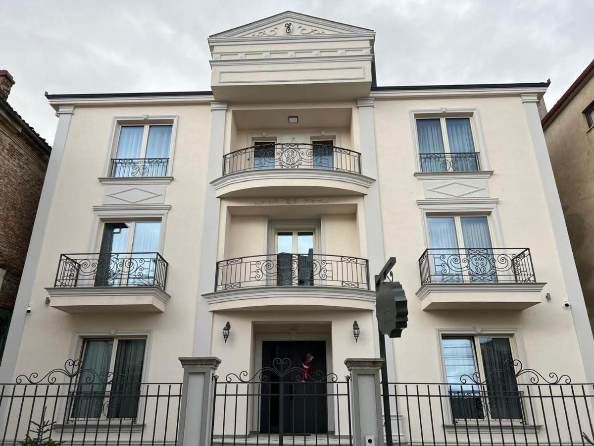 Vila Ermoza - Chambres d’hôtes Korçë