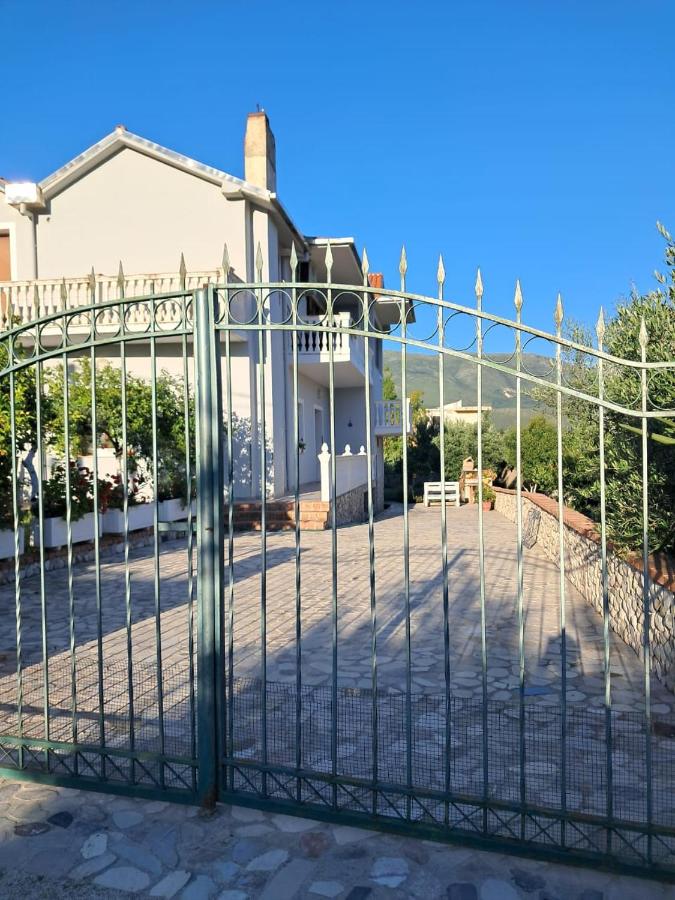 Orikum Apartments - B&B Vlorë