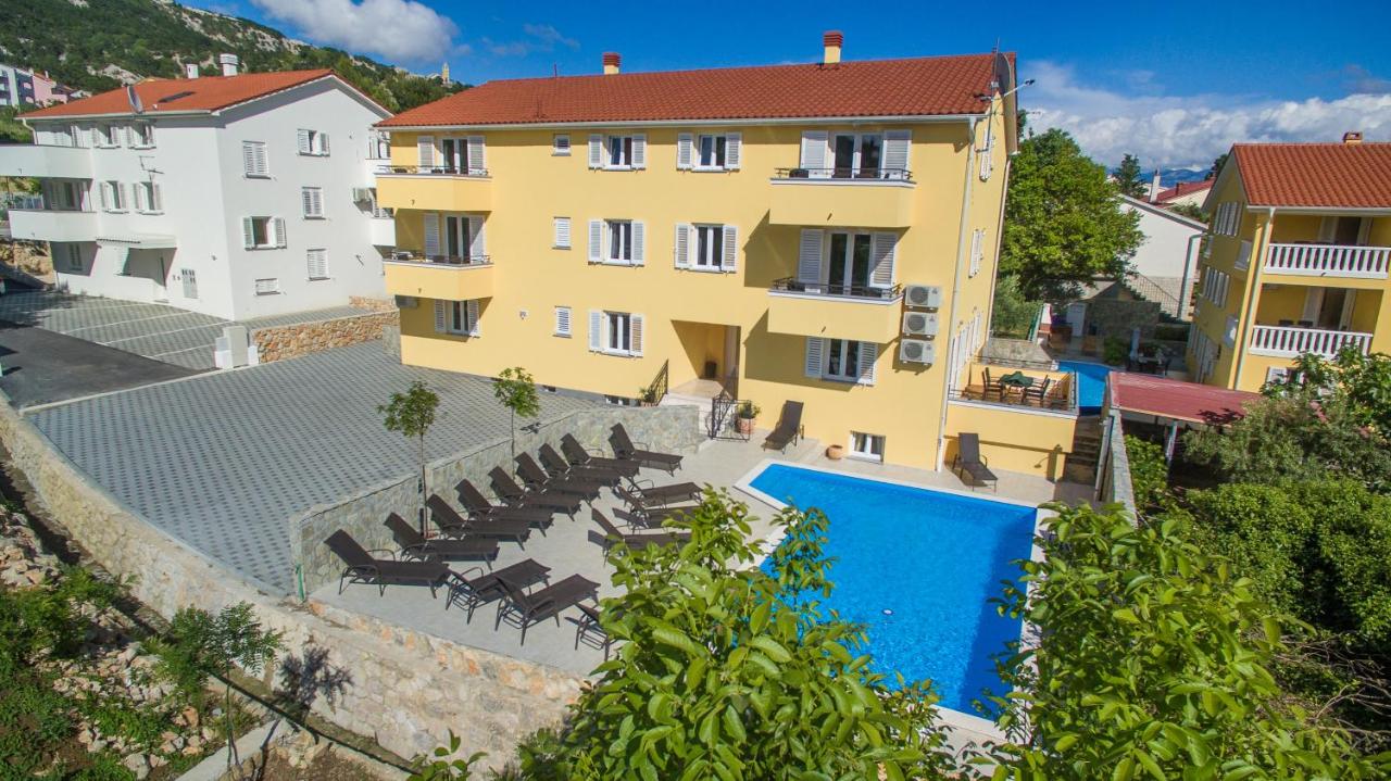 B&B Baška - Apartments Gorica 2 - Bed and Breakfast Baška