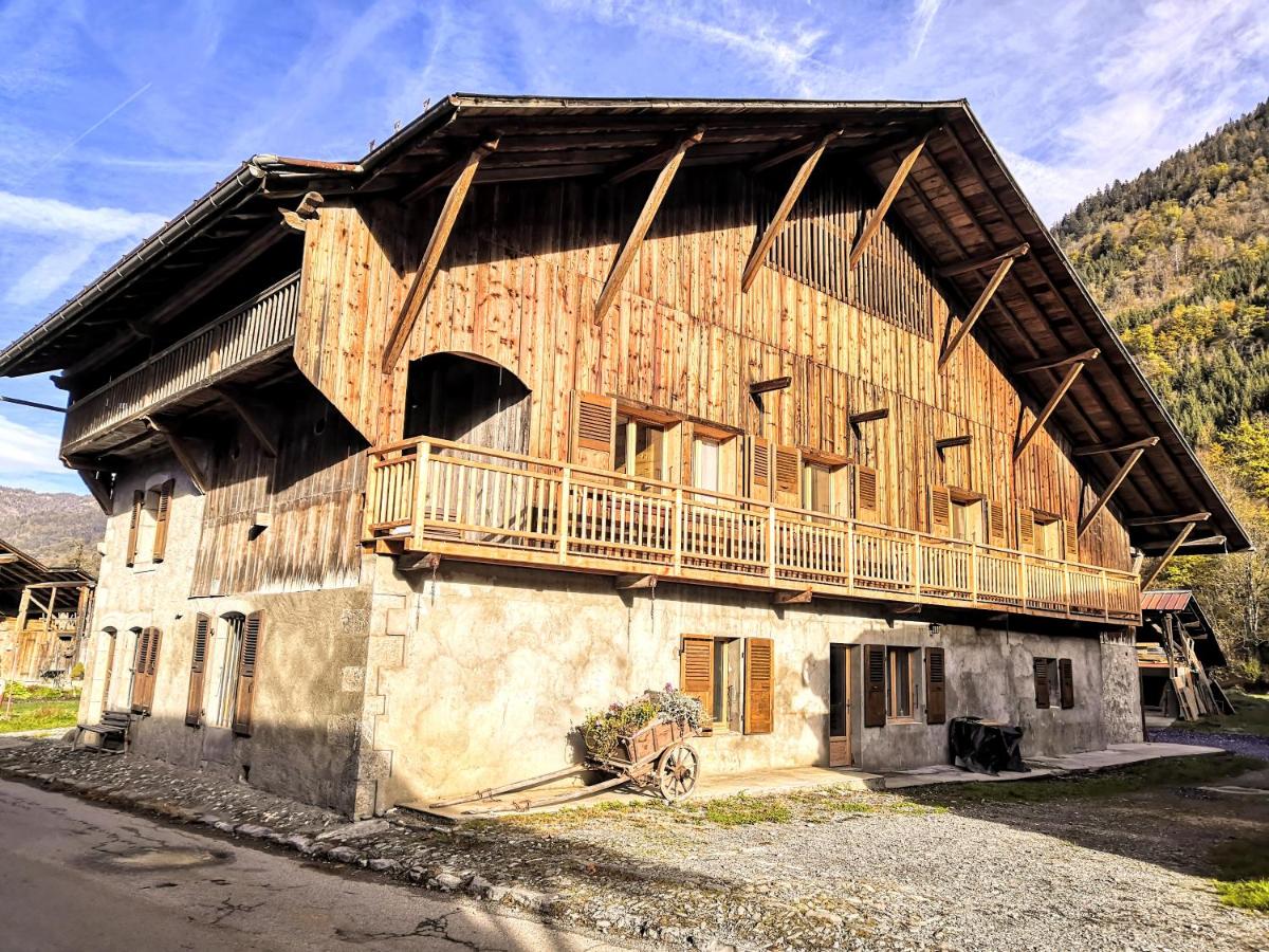 Chez Léon, Jacuzzi et sauna dès le 1er septembre 2025 - B&B