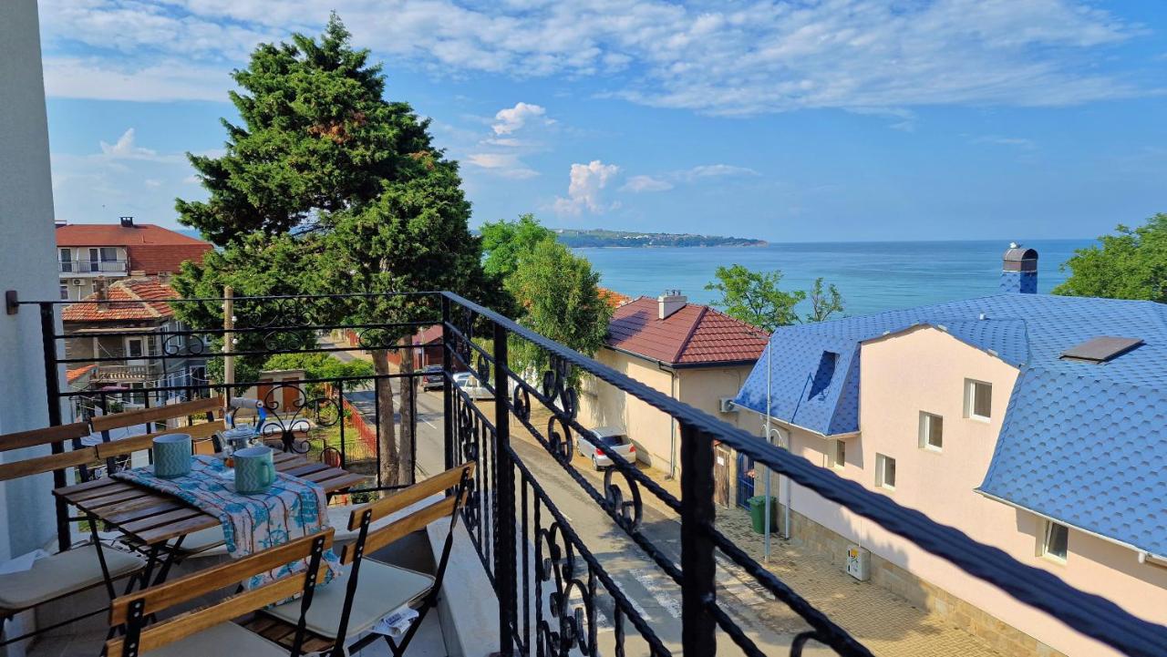 Appartement 2 Chambres avec Balcon et Vue sur la Mer