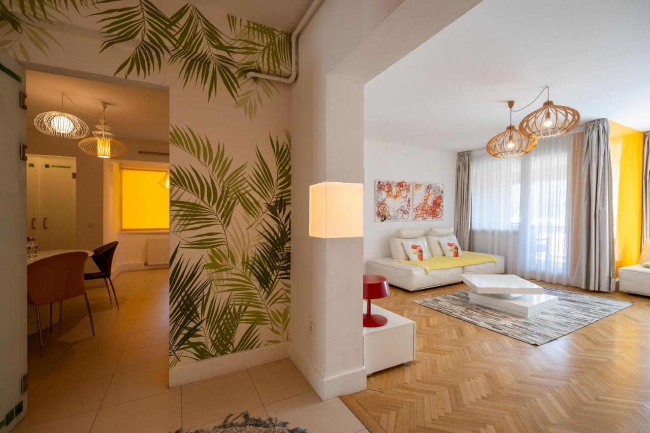 Top View Apartments - Bed and Breakfast Braşov