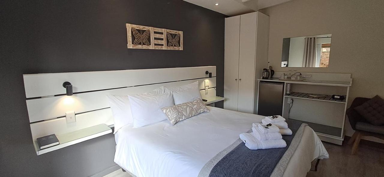Double Room with Patio