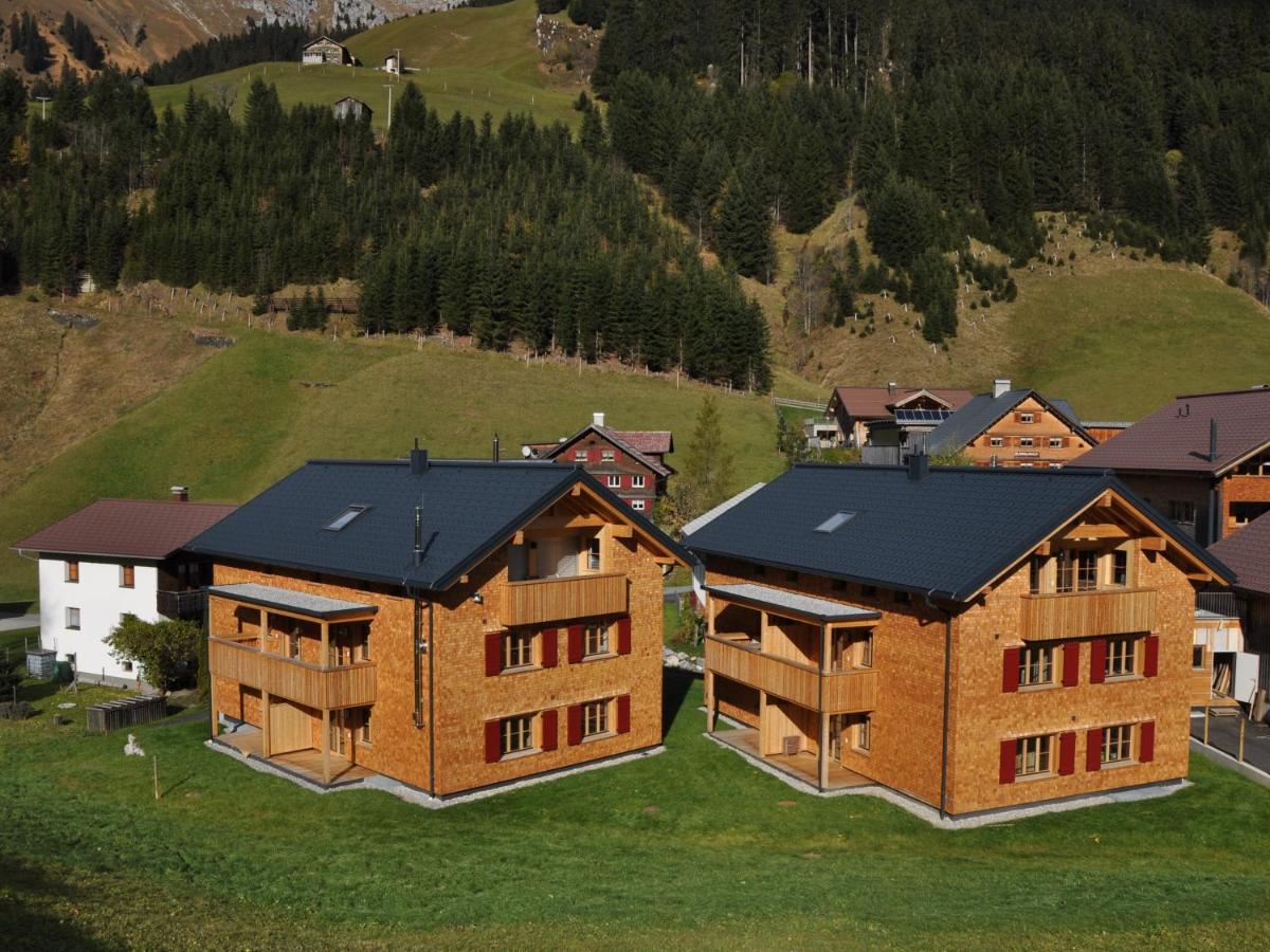 Sonnenhof Appartements - B&B Schröcken