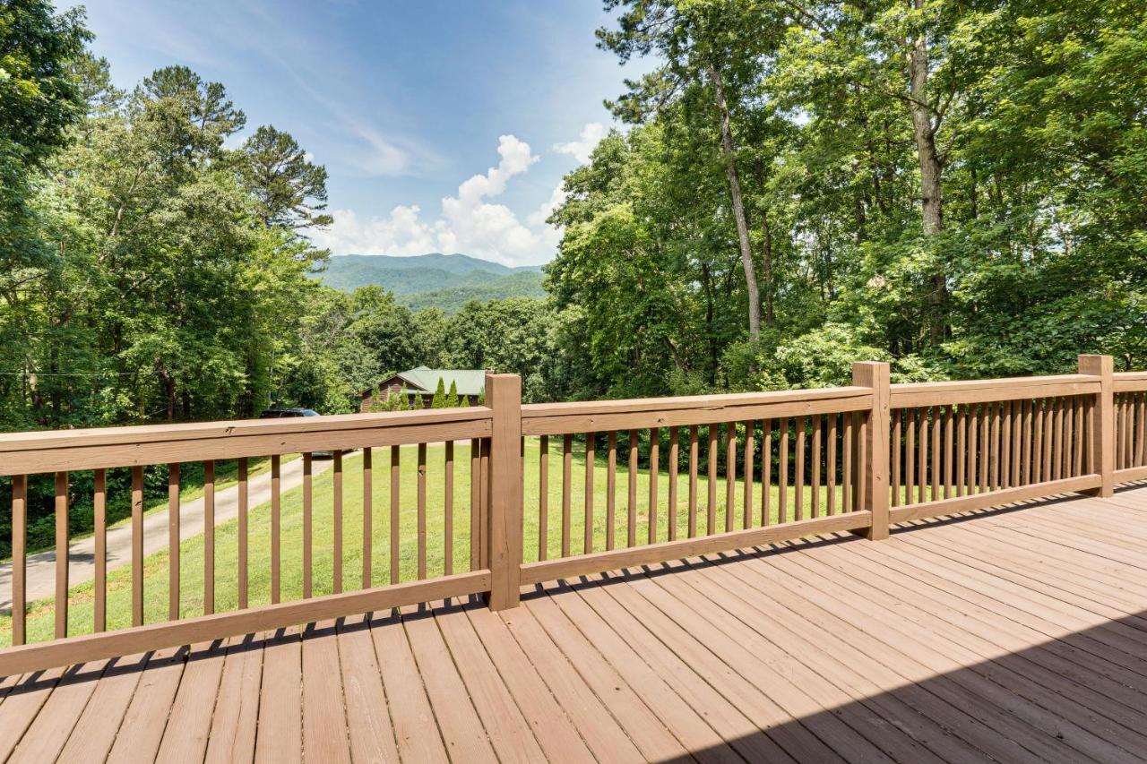 Screened Porch, Deck and Mtn Views Andrews Retreat! - B&B