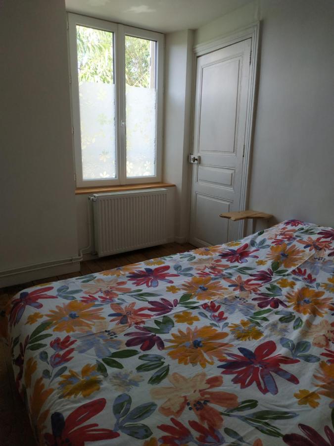 Aux Rosiers Rouges - B&B