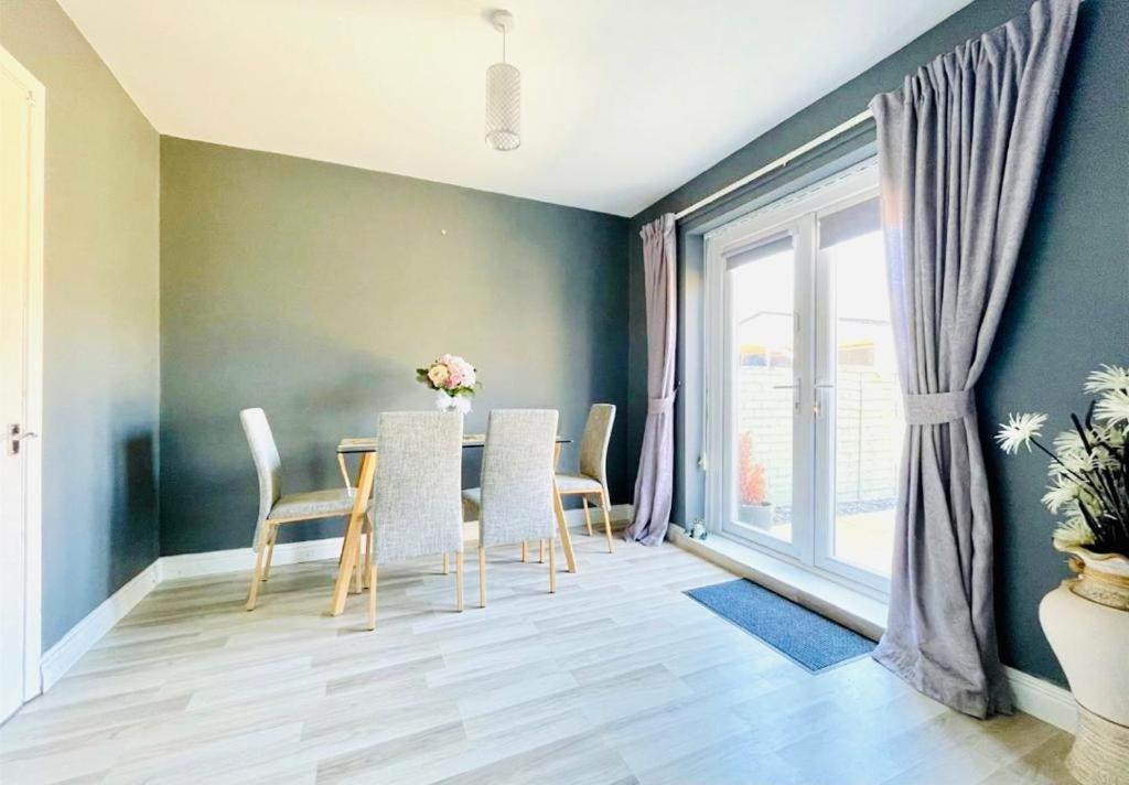 Lovely accommodation closer to the beach - B&B Hartlepool