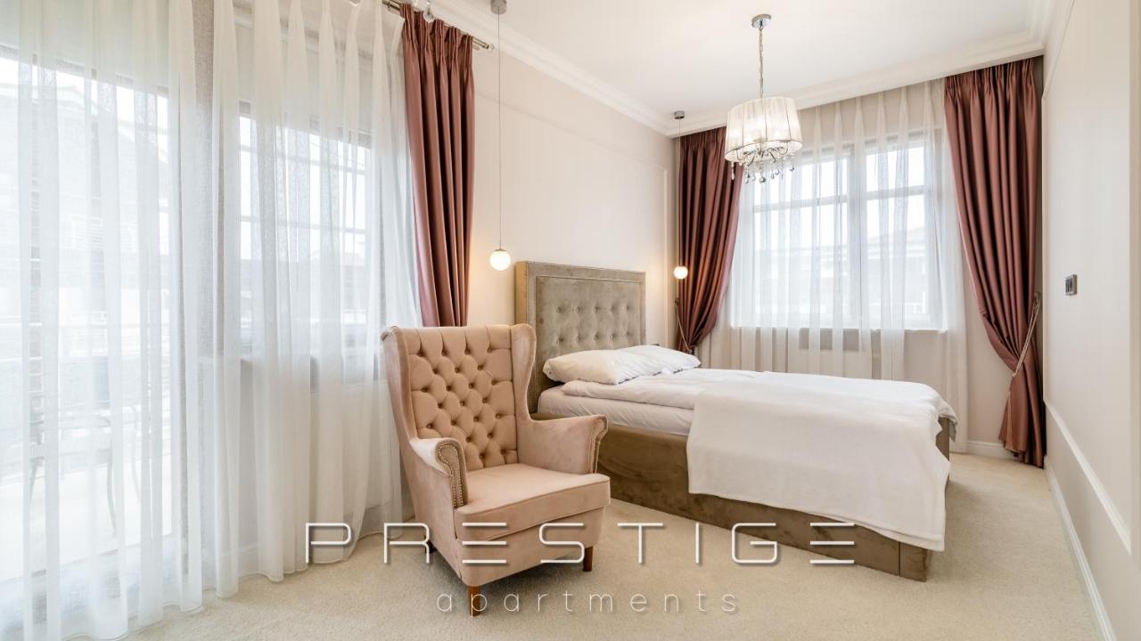 Two-Bedroom Deluxe Apartment with Balcony