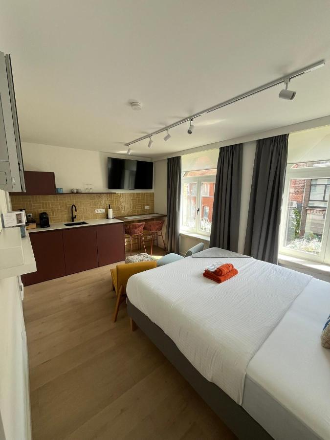Business Accommodation 'Eclectic Living' Nomad - B&B Geel