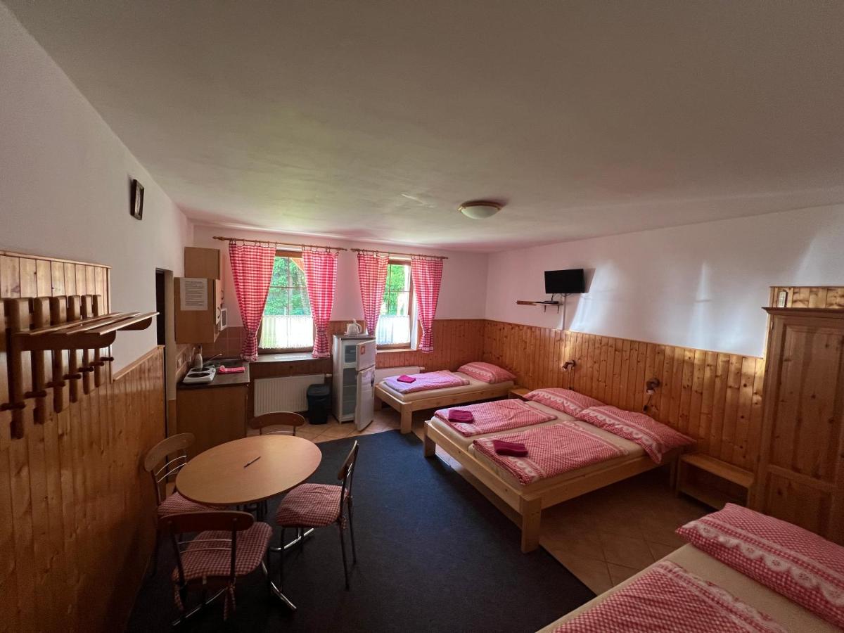 Classic Quadruple Room