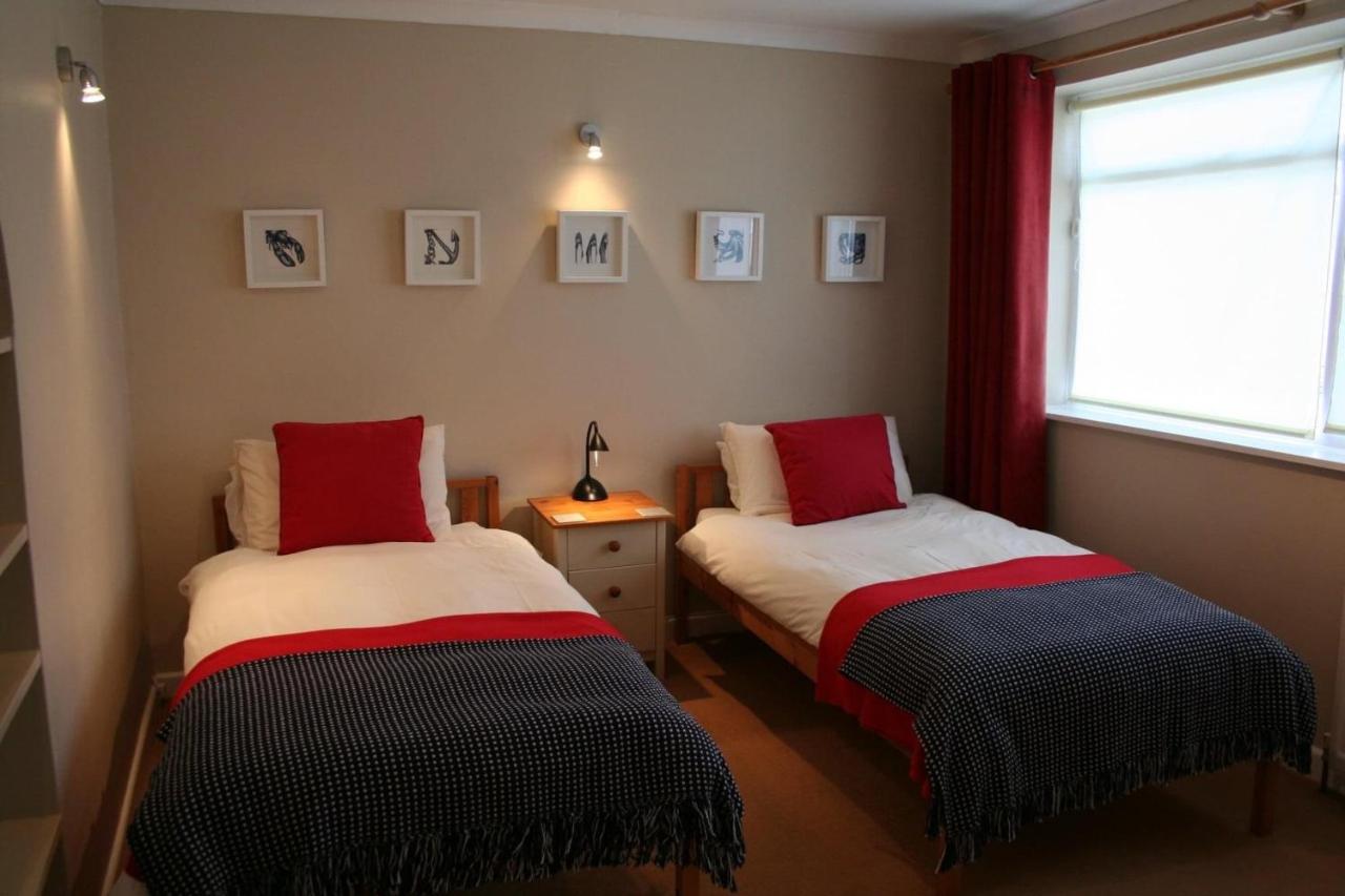 Stylish 4Bed Cottage with parking near town and beach - B&B Lyme Regis