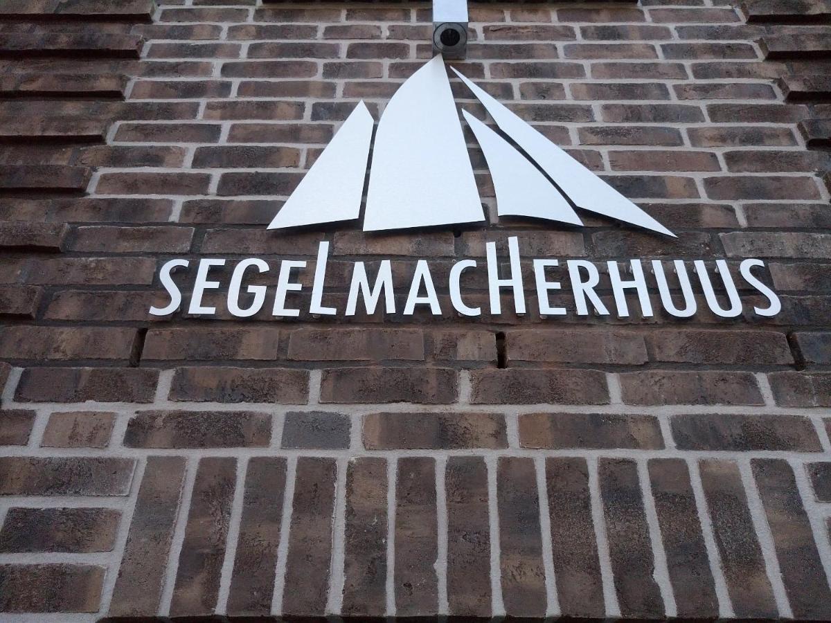 Royalsegel - B&B Büsum