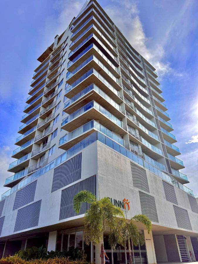 Apartamento en Cartagena con vista al mar, piscina rooftop y playa - Chambres d’hôtes Carthagène