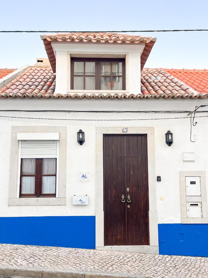 Casa Azul - 2min walk to the Beach, in the Historical Center of Sesimbra - B&B Sesimbra