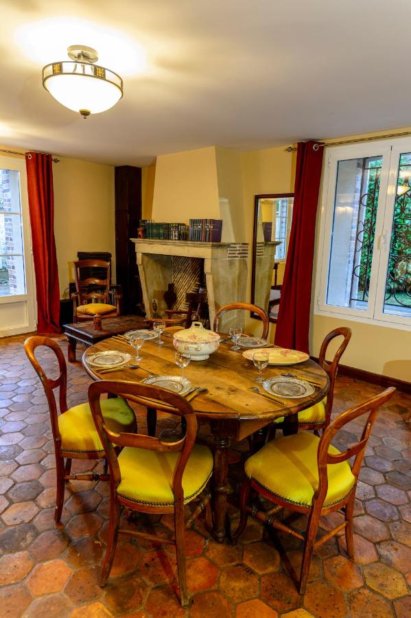 Maison de charme près de Fontainebleau - B&B Villemer