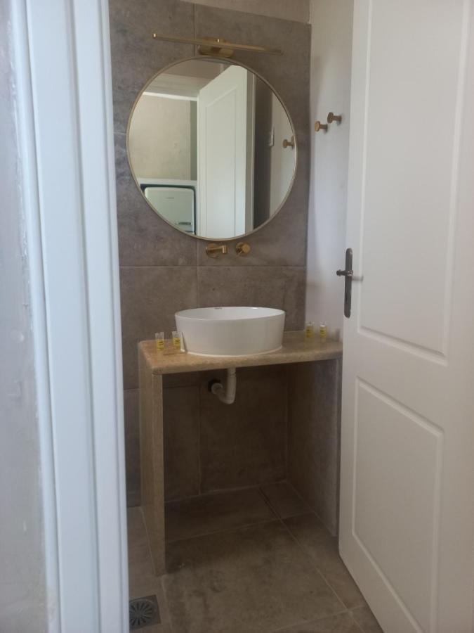 Studio with Mountain View (2 Adults)