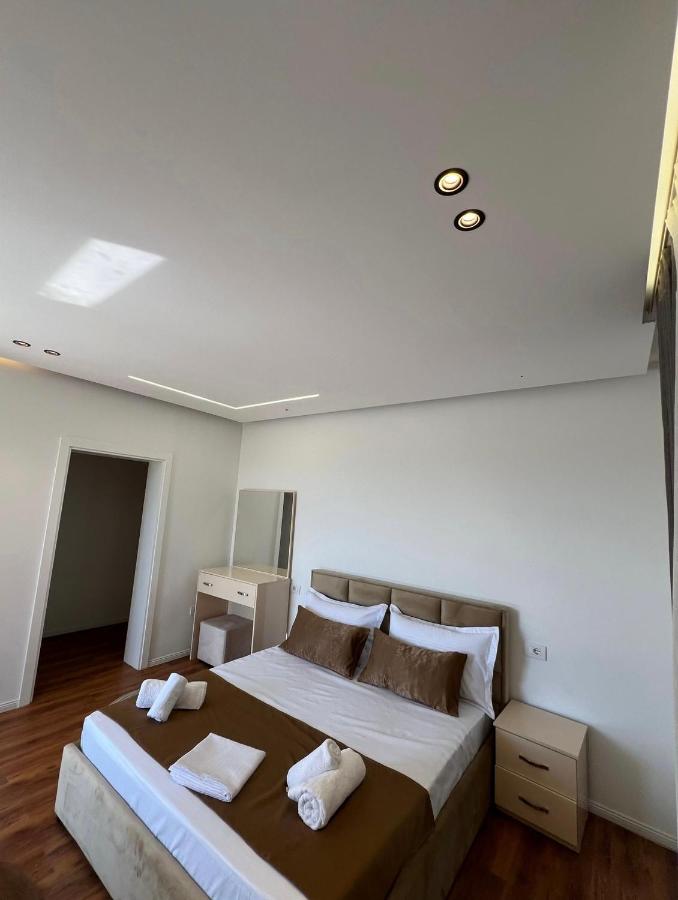 Chambre Lit King-Size avec Balcon