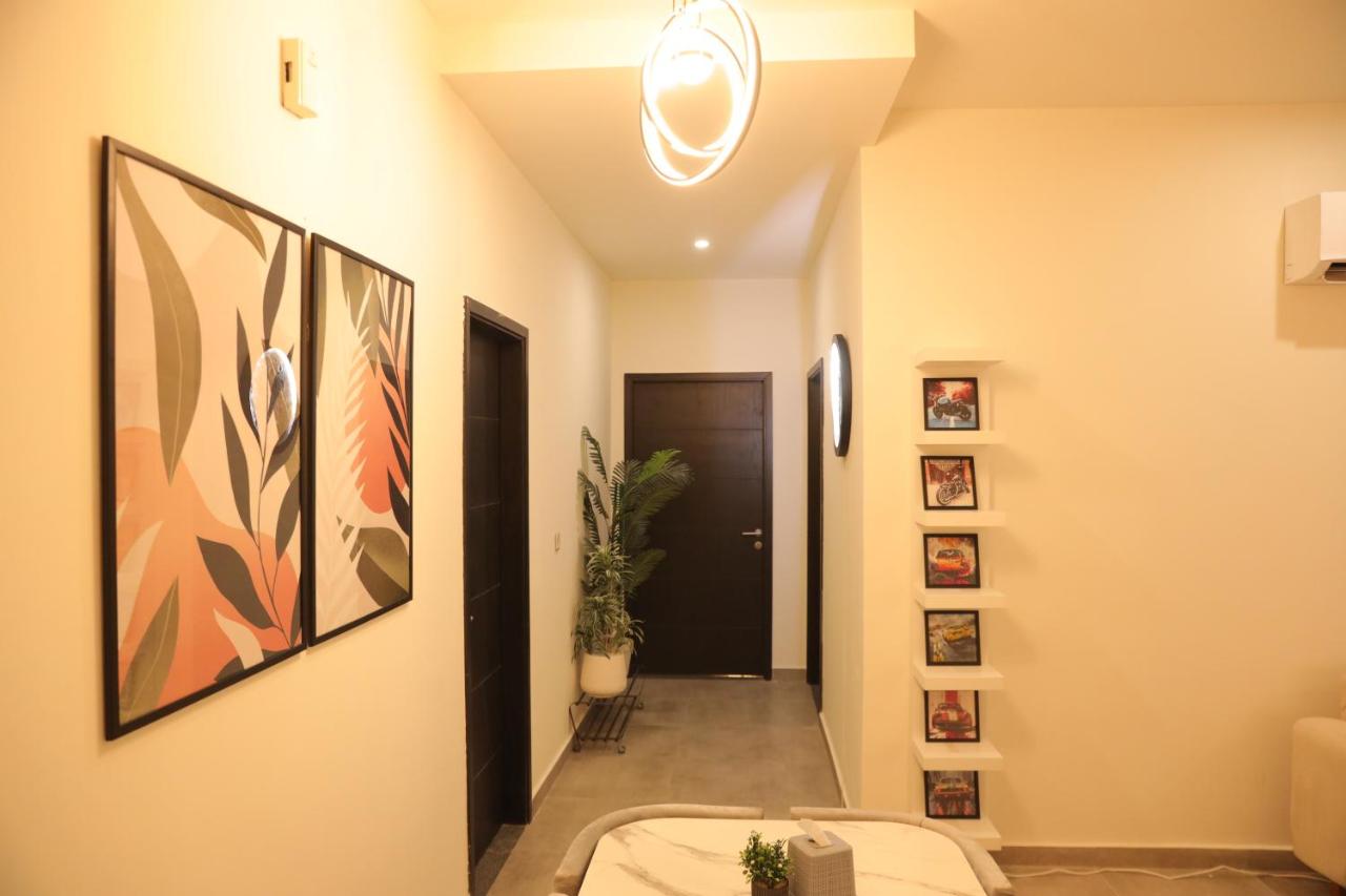 Apartment mit 2 Schlafzimmern und Balkon