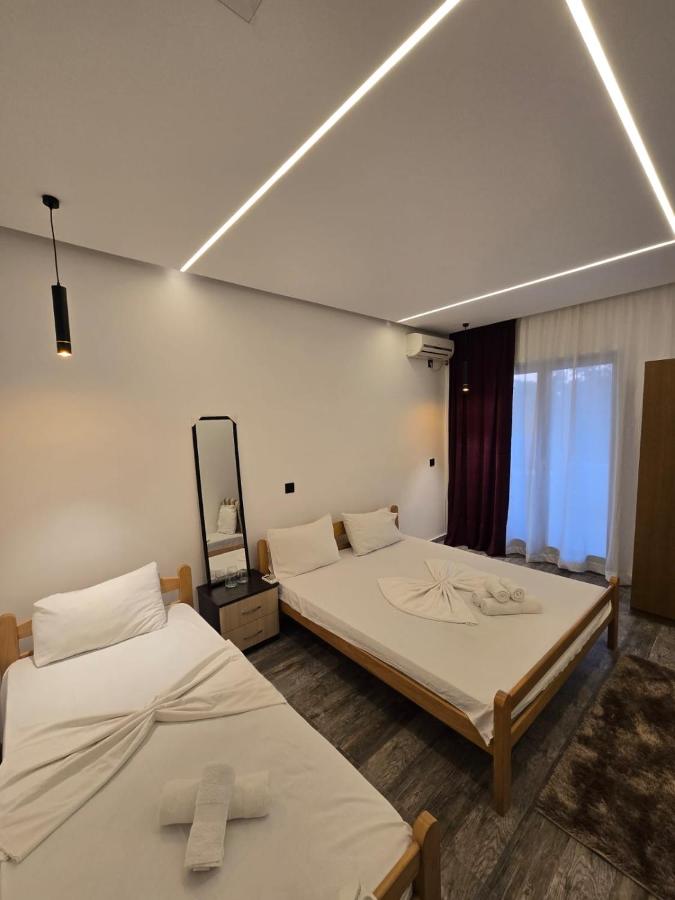 Camera Familiare con Balcone