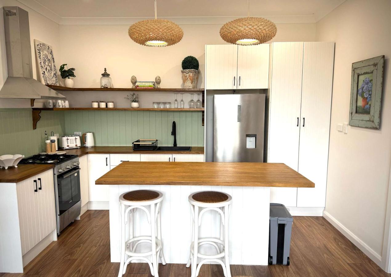 The Summer Cottage - B&B Orange