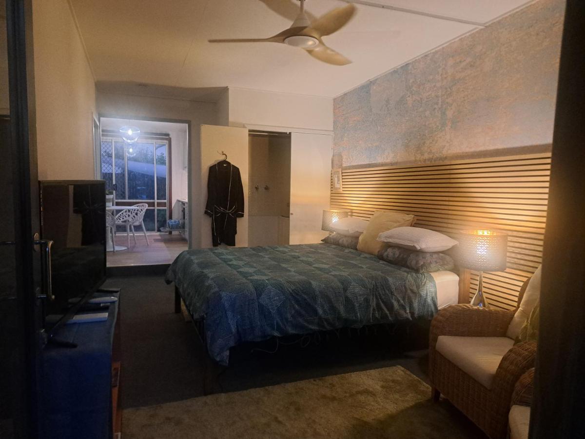 Studio Apartment with King Bed