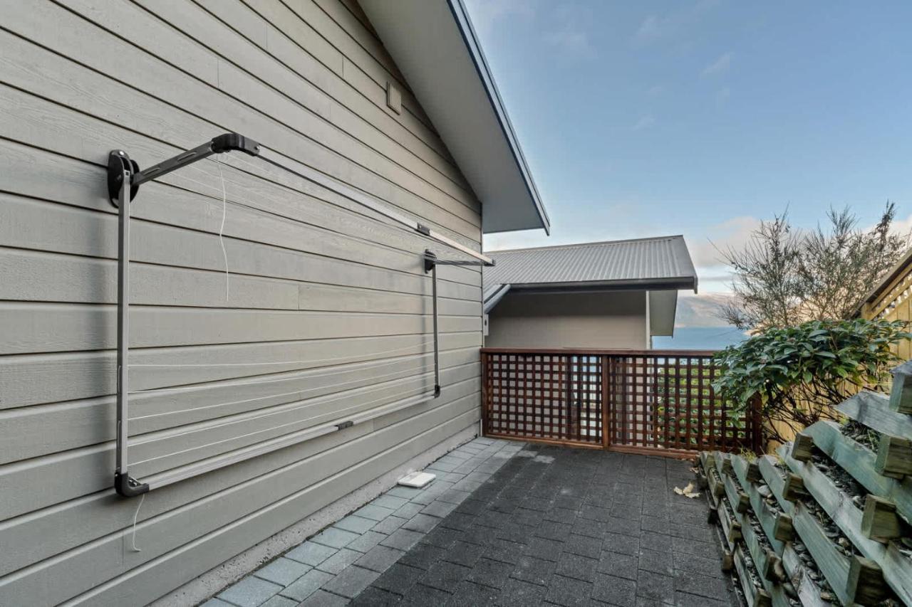 Elevated Elegance in Fernhill - Bed and Breakfast Queenstown