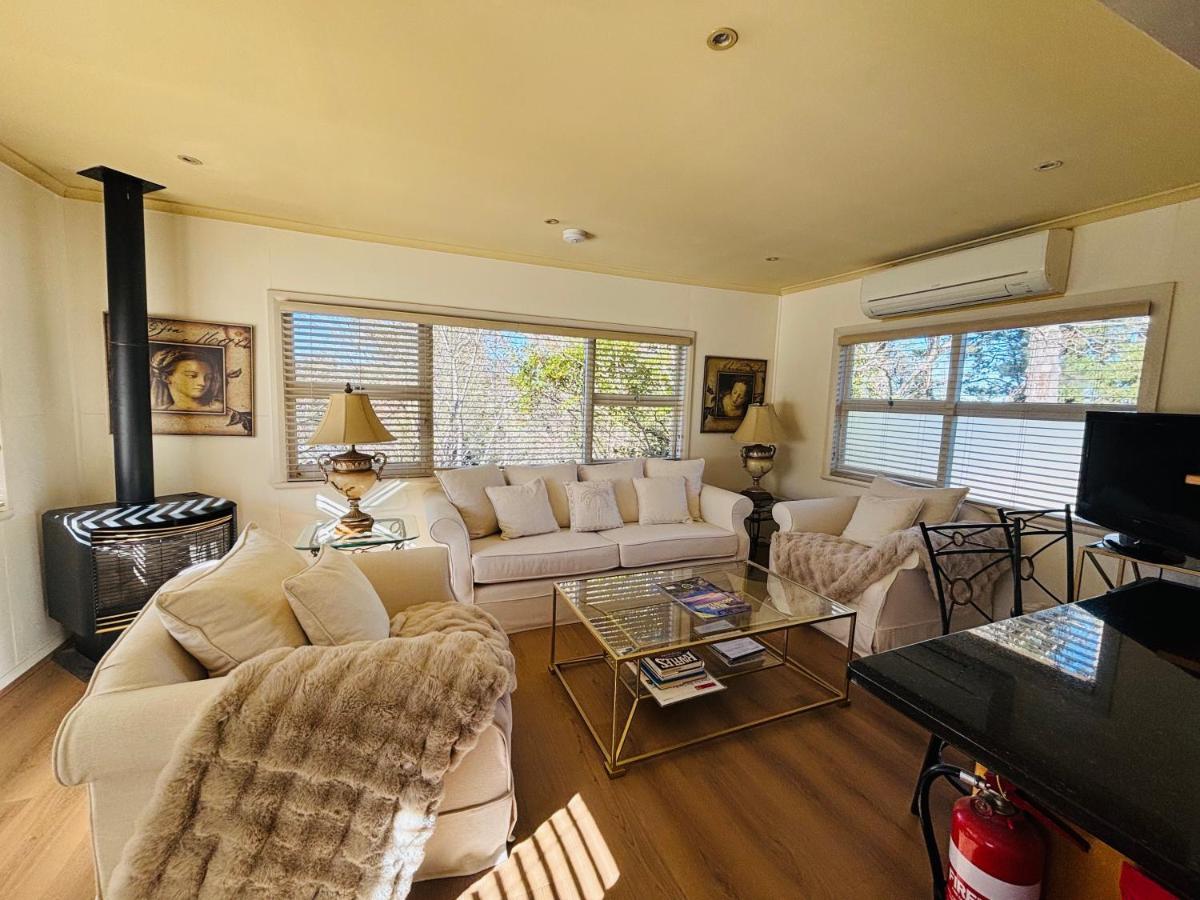 Leura's Magical Manderley - B&B Leura