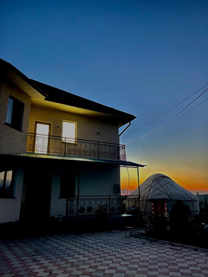 Maksat house - Ferienwohnung Tossor
