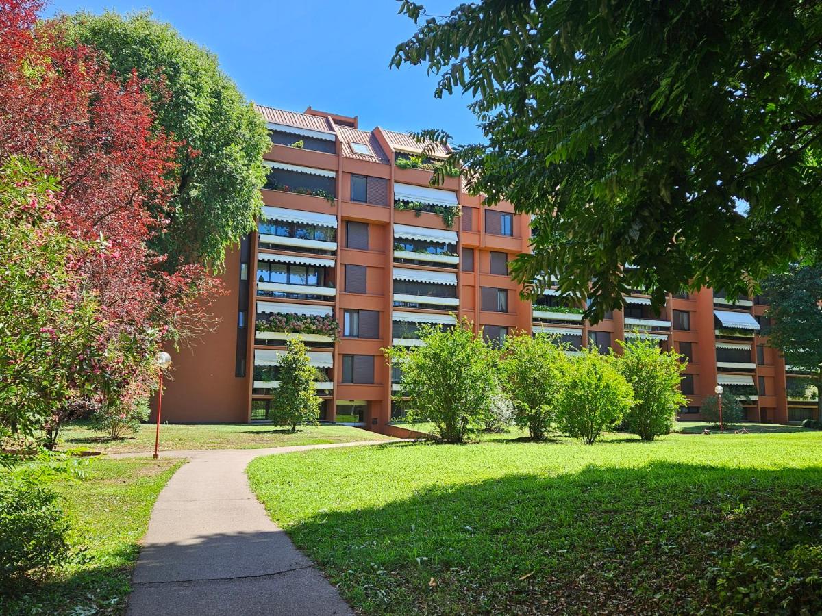 LuMI Apartment - Chambres d’hôtes Basiglio