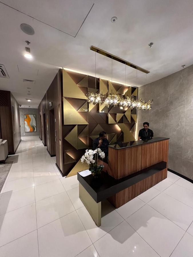 Trizen Colombo Luxury 3BR Smart Apartment with Breathtaking Views & Designer Furnishings - Ferienwohnung Colombo