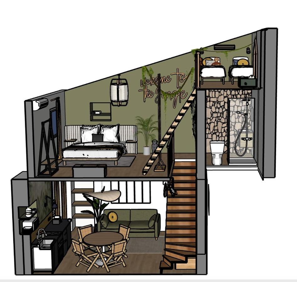 Triplex Jungle Family - B&B