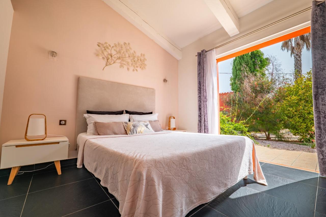Standard Quadruple Suite