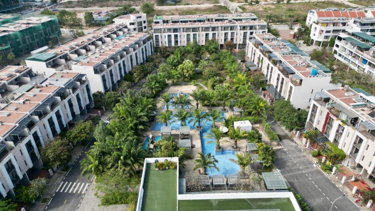 Căn 5 Phòng Ngủ - Villa Royal Lotus - B&B Hạ Long