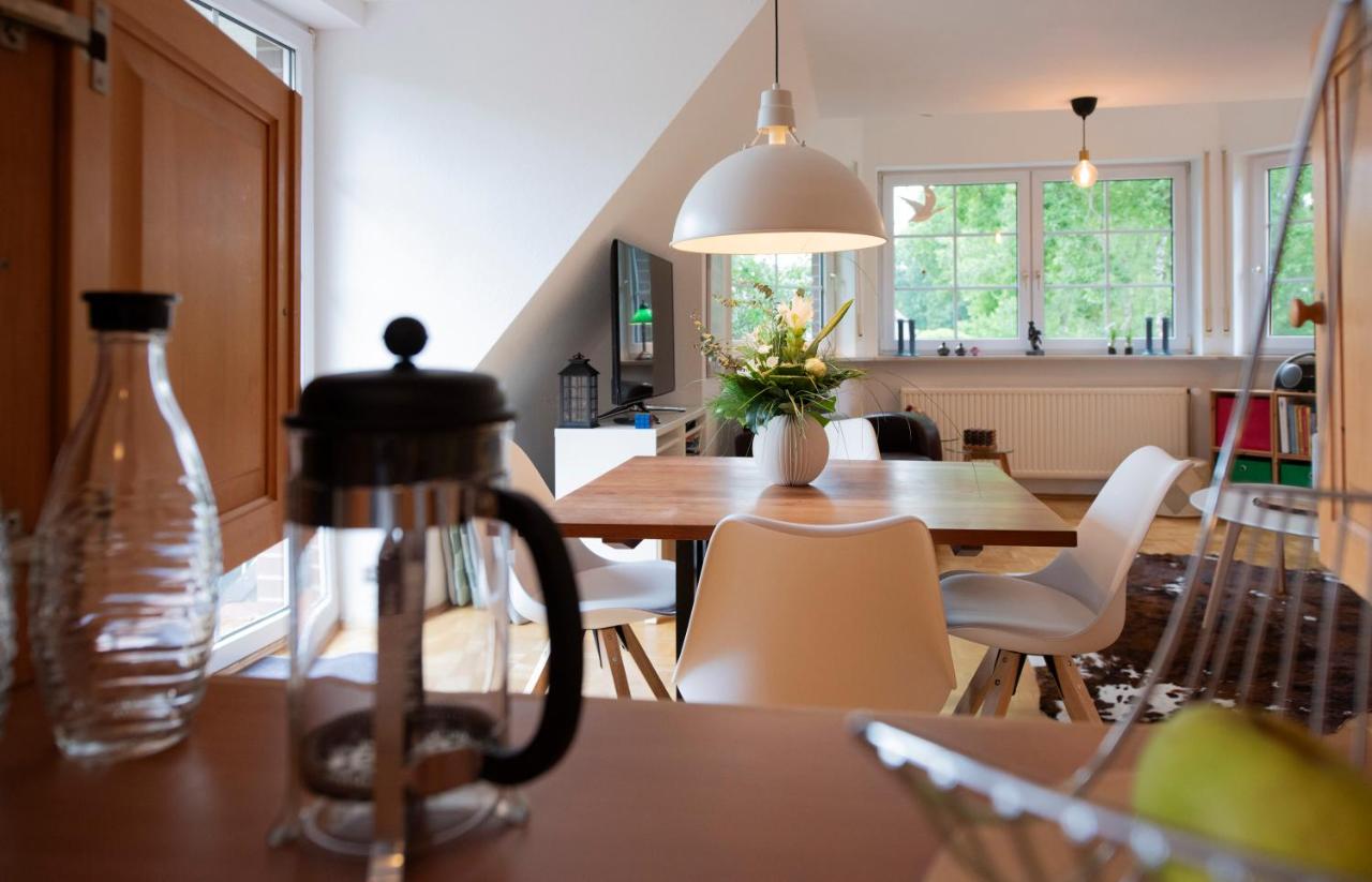 Heideidyll - Wohnung mit WLAN, Balkon, Grill & Garage - B&B