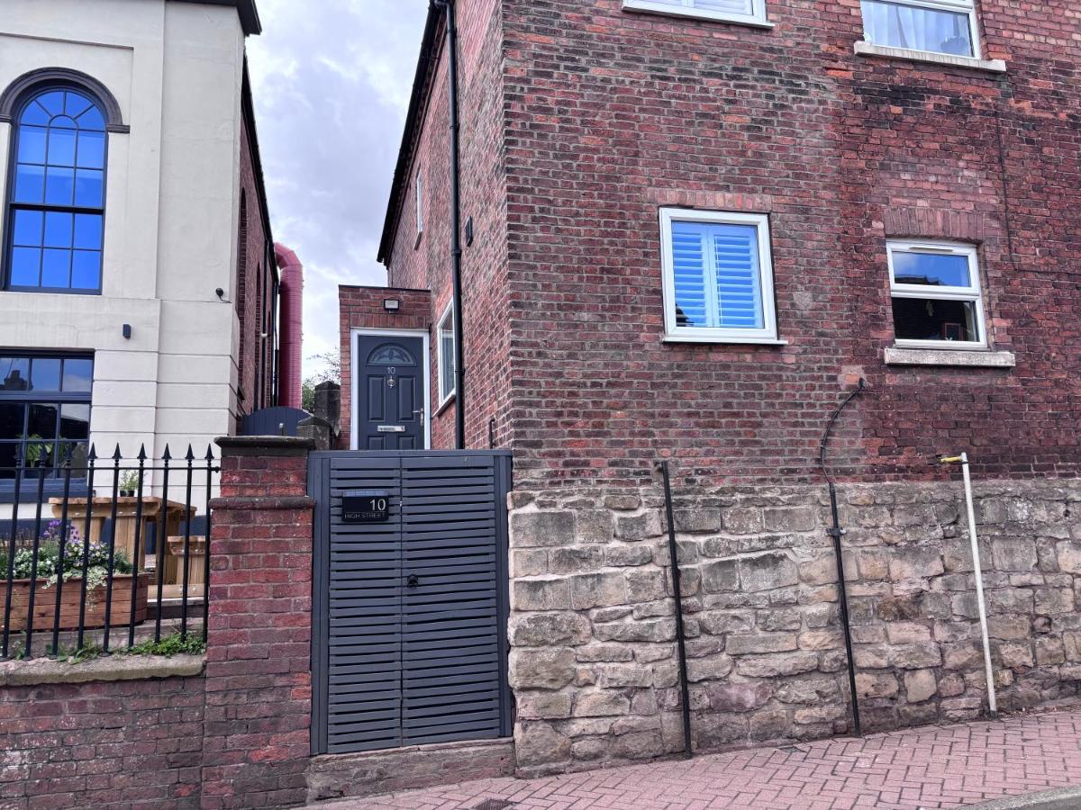 Central, dog friendly, private courtyard - B&B
