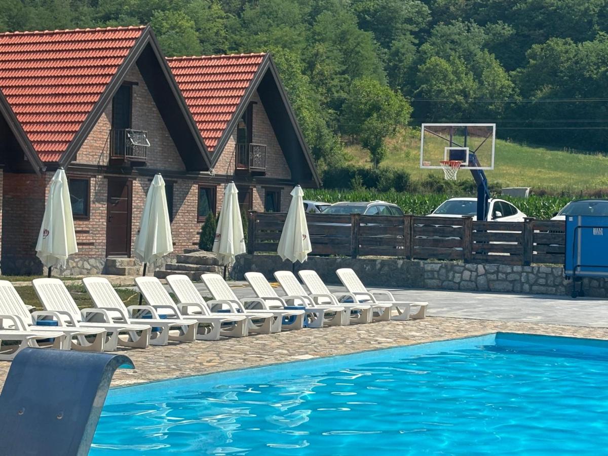 Kucica na Drini kod Pistaca - B&B Bukorovac