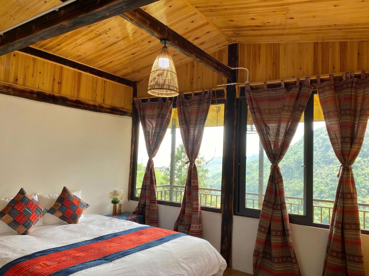 King Room with Balcony