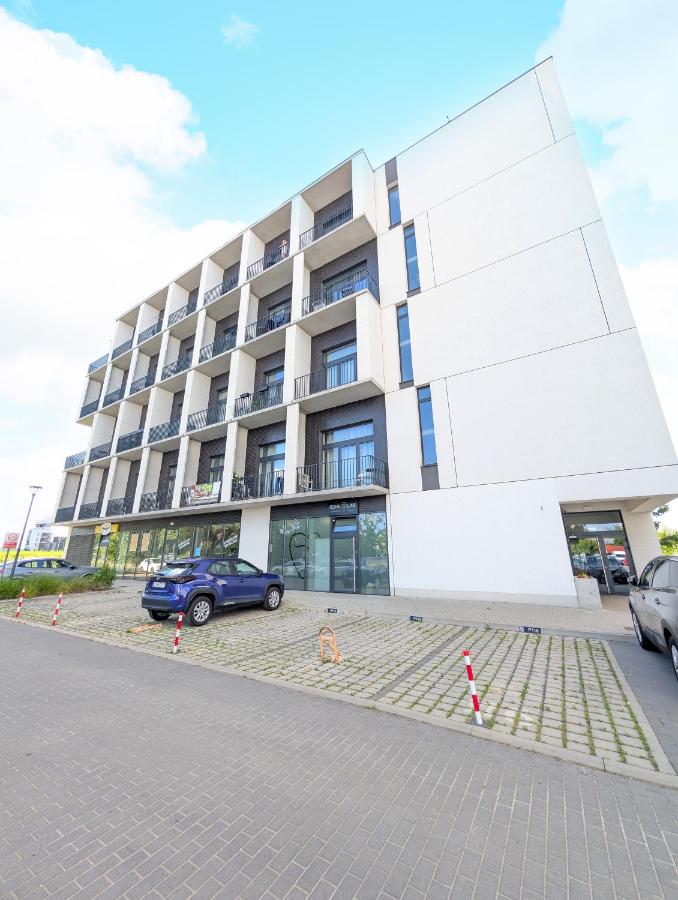 Sky Loft Wrocław Apartment by BookingHost - Ferienwohnung Wroclaw