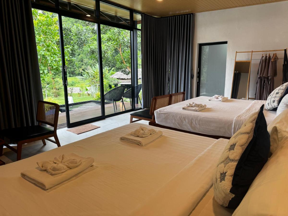 Chambre Familiale avec Salle de Bains Privative