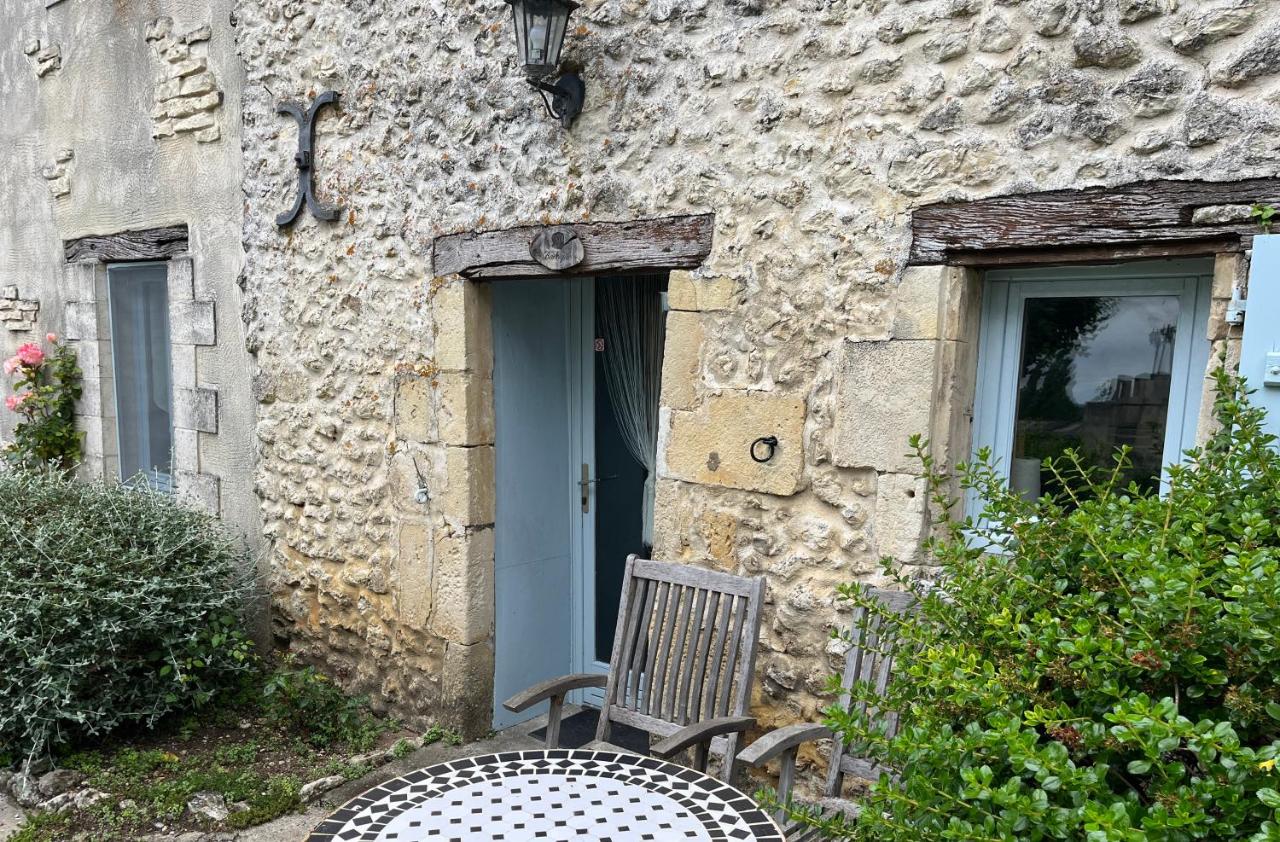 Studio with Garden View