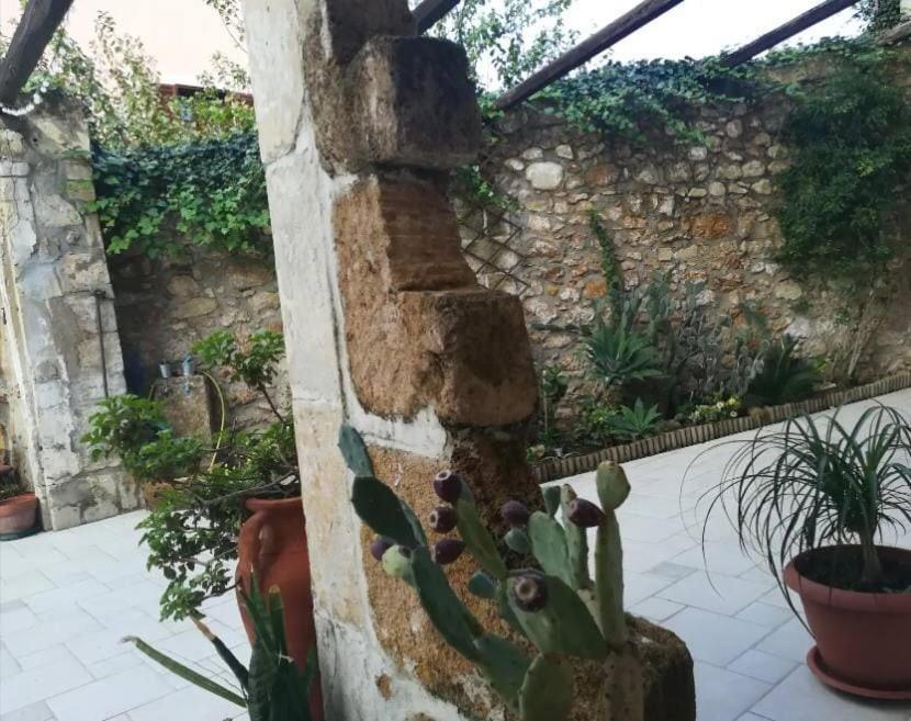 Holiday Malsine - B&B Avola