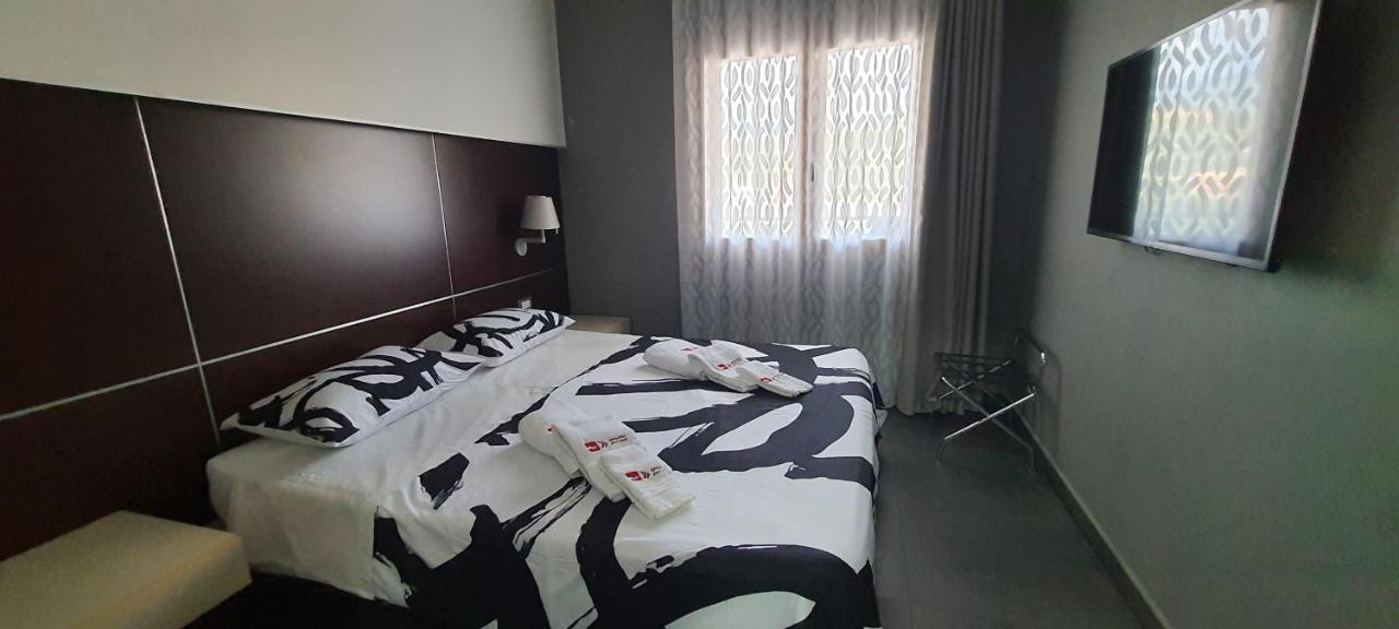 CRI'S & YOU guest room - B&B Cosenza
