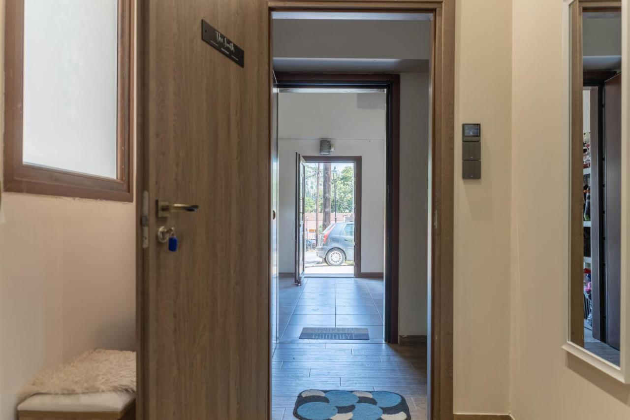 The South Apartment In Old Town - Chambres d’hôtes Kastoria