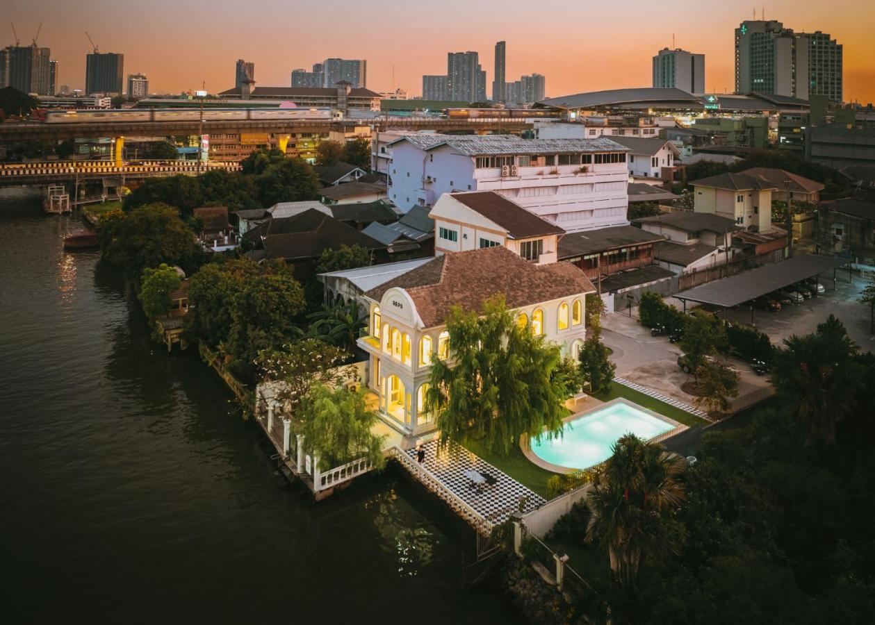 Arpo Pool Villa Riverside Bangkok - B&B Bangkok