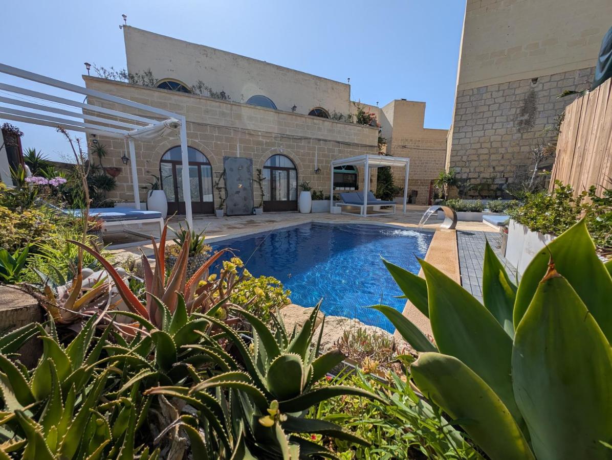 Tal Jordan Complex - Bed and Breakfast Għarb