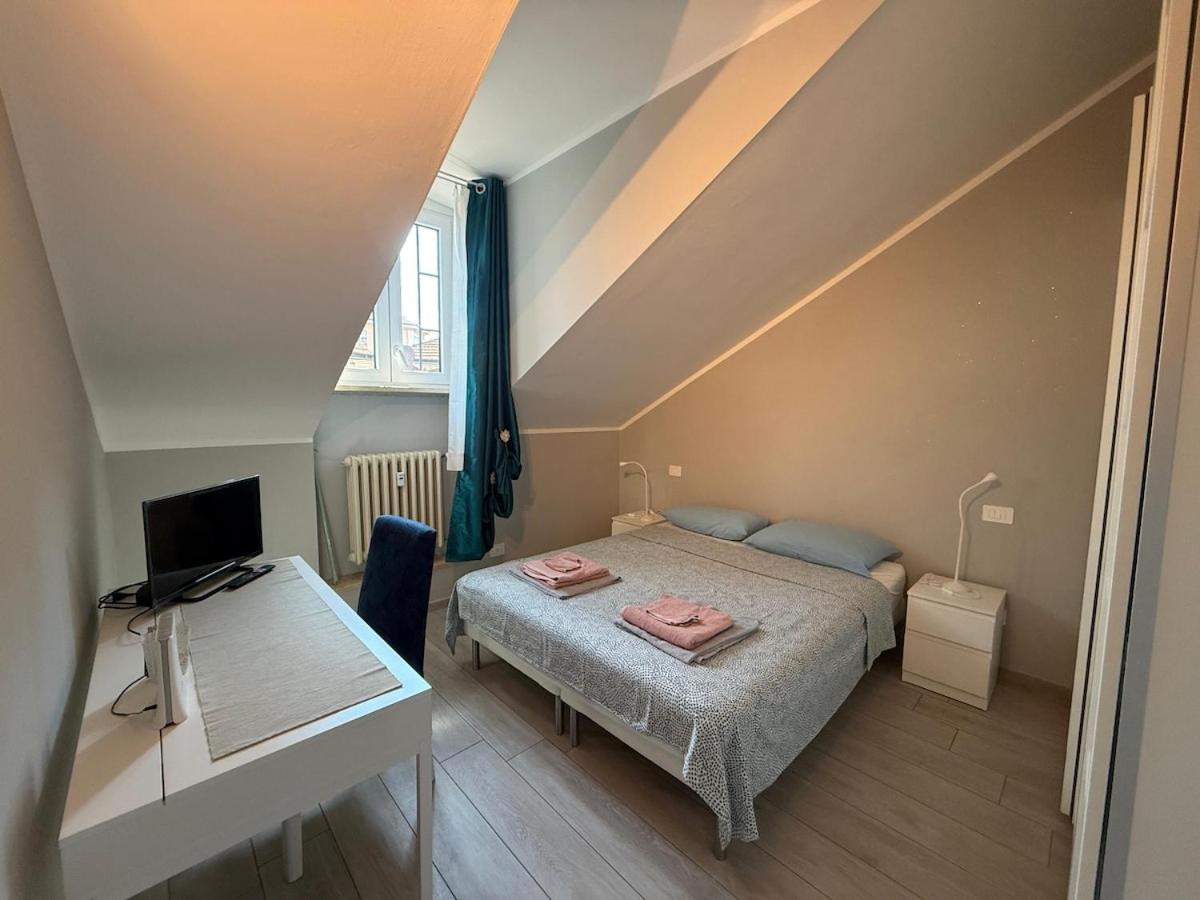 Splendida mansarda nel cuore della città - B&B Turín