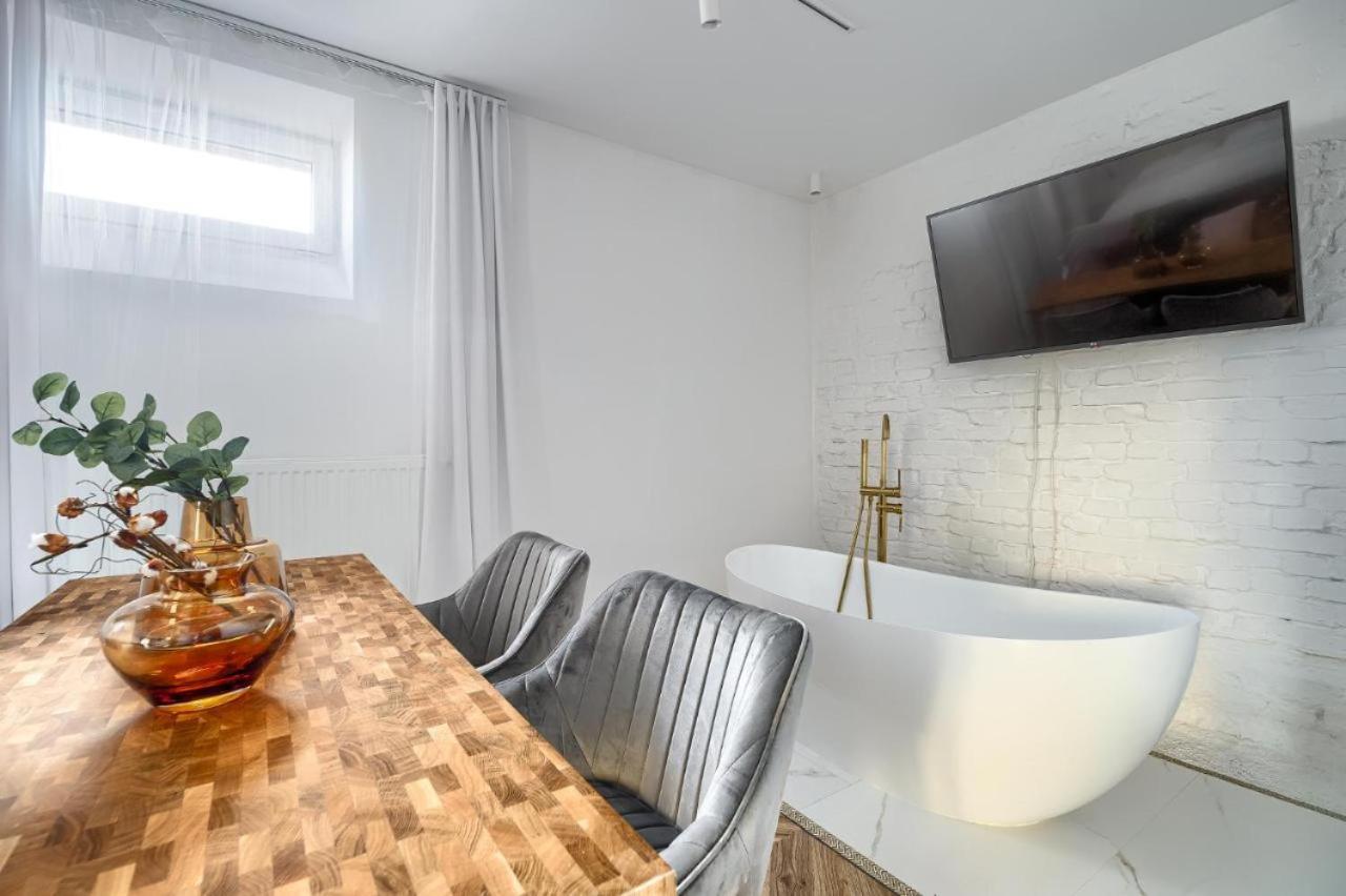 Apartamenty MUNN 14 Szczecin z ogrodem - B&B