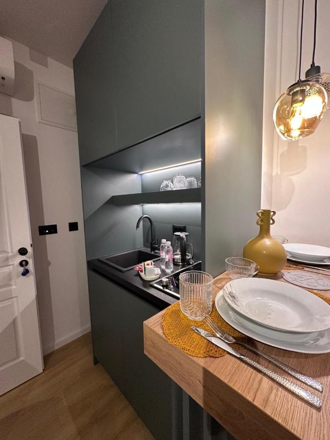 Studio-Apartment mit Balkon