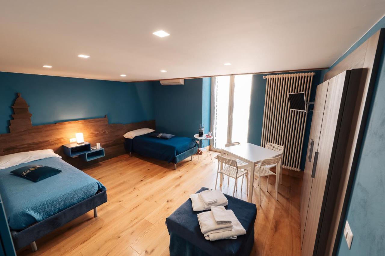 Deluxe Doppel-/Zweibettzimmer mit Balkon
